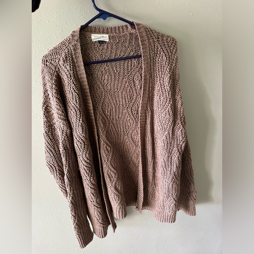 Universal Thread Size Medium Cardigan